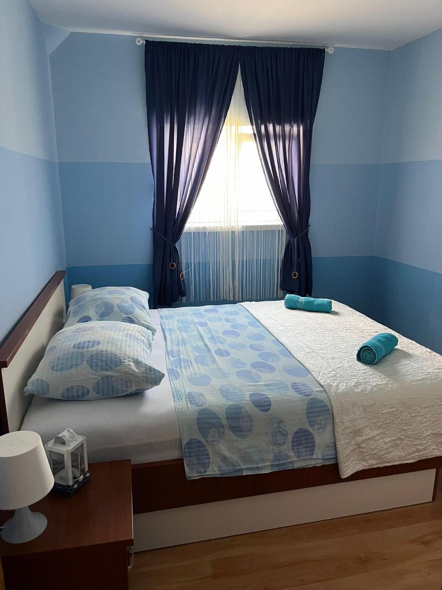 Apartments Villa Dalmatina Vodice Esterno foto