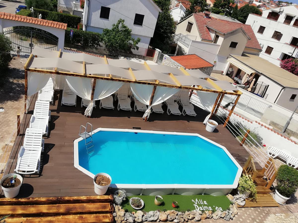 Apartments Villa Dalmatina Vodice Esterno foto